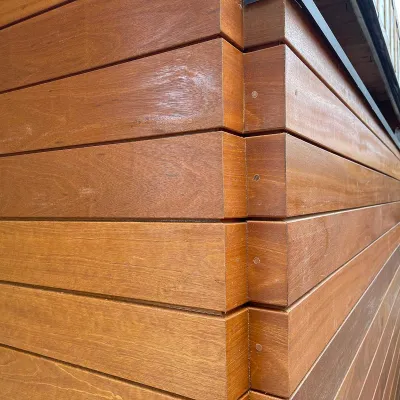 bangkirai rainscreen siding outside mitred corner 1