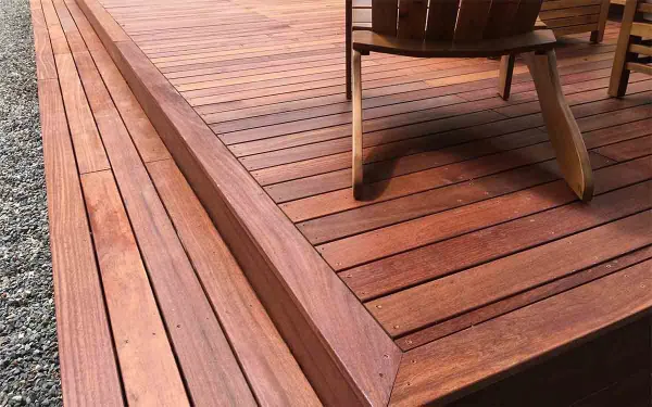 Choosing a Better, Longer-Lasting Deck Stain